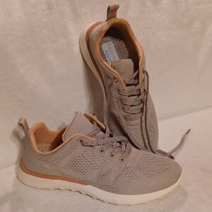 BareTraps Taupe Lace-Up Sneakers Washable Size 6.5